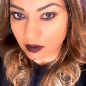 Meet your Posher, Erendira